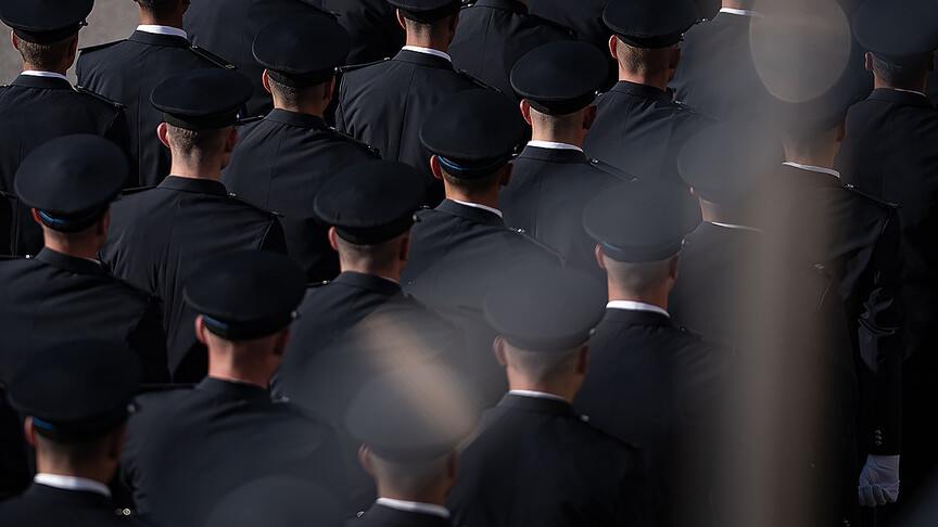 19 bin 96 emniyet personelinin yeni görev yerlerinin belirlendiğini bildirdi değerlendirmesinde bulundu