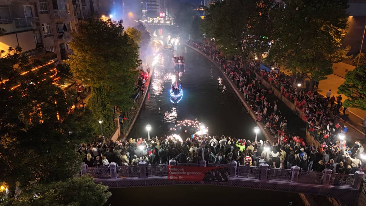 19 Mayıs'ta Eskişehirliler fener alayında buluşacak