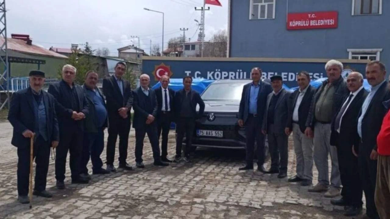 2 bin nüfuslu belde başkanı 44 milyon borca aldırmadı