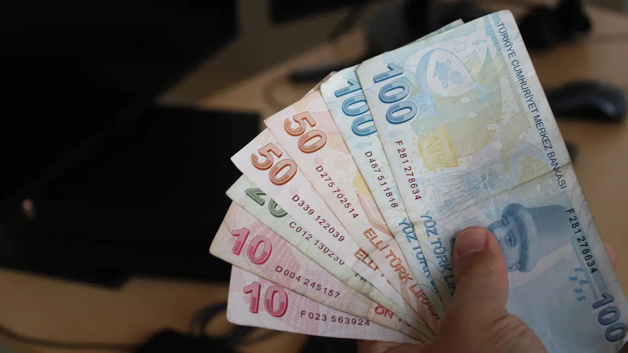 2027 asgari ücreti için olası zam senaryoları gündeme gelmeye başladı