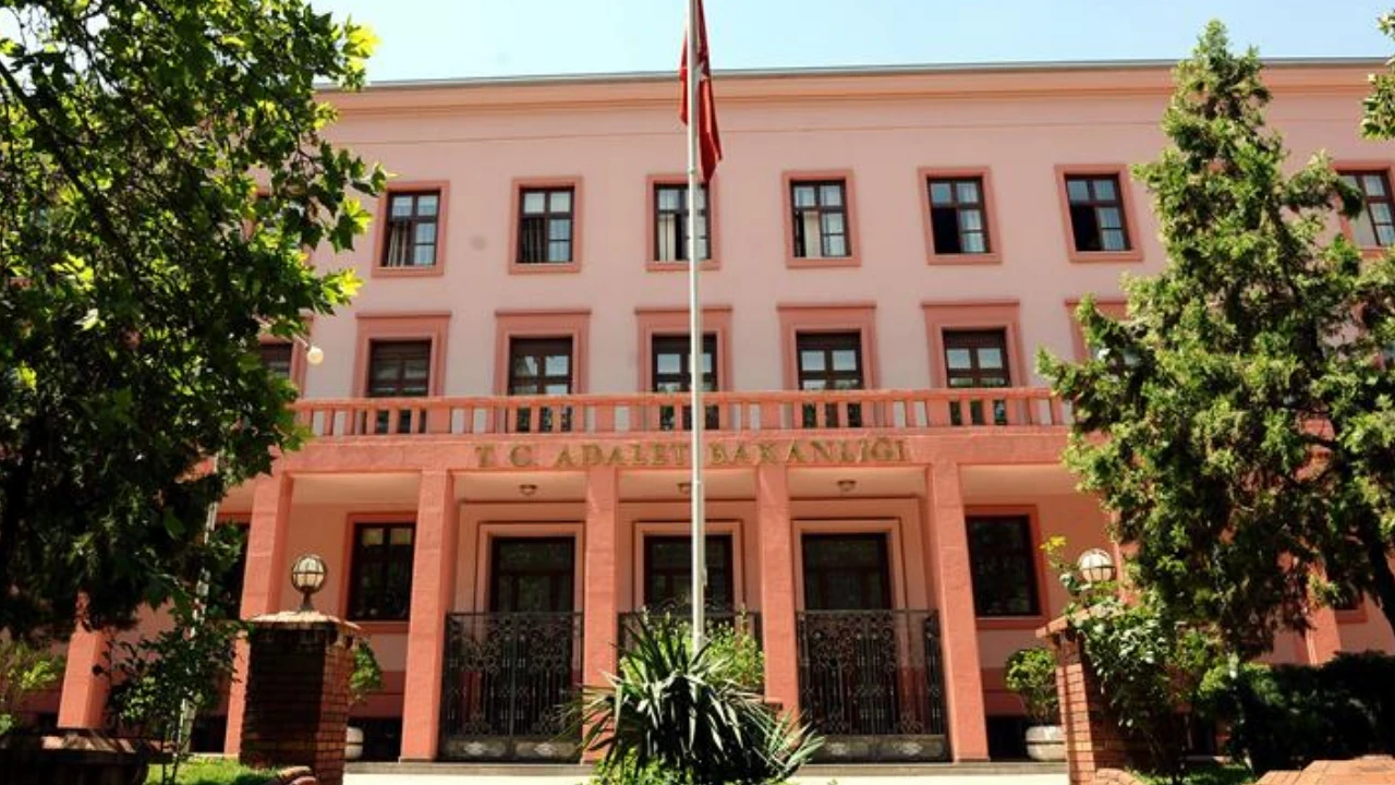 Adalet Bakanlığı 15 bin personel alımı ne zaman, hangi tarihte başlıyor? İlan yayımlandı mı?