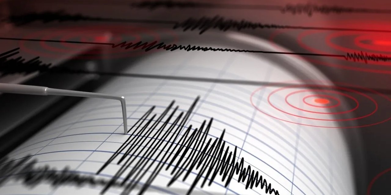 Adana'nın Saimbeyli ilçesinde arka arkaya 4,8 ve 4,9 büyüklüğünde iki deprem yaşandı