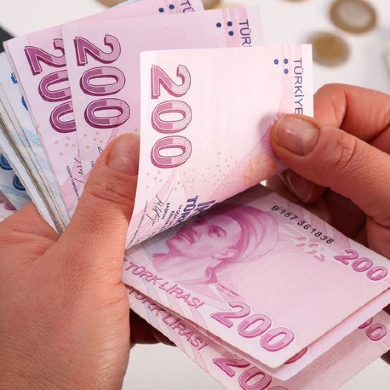 Ağustos 2026 itibarıyla emekli promosyon kampanyalarında bankalar arasındaki rekabet devam ediyor