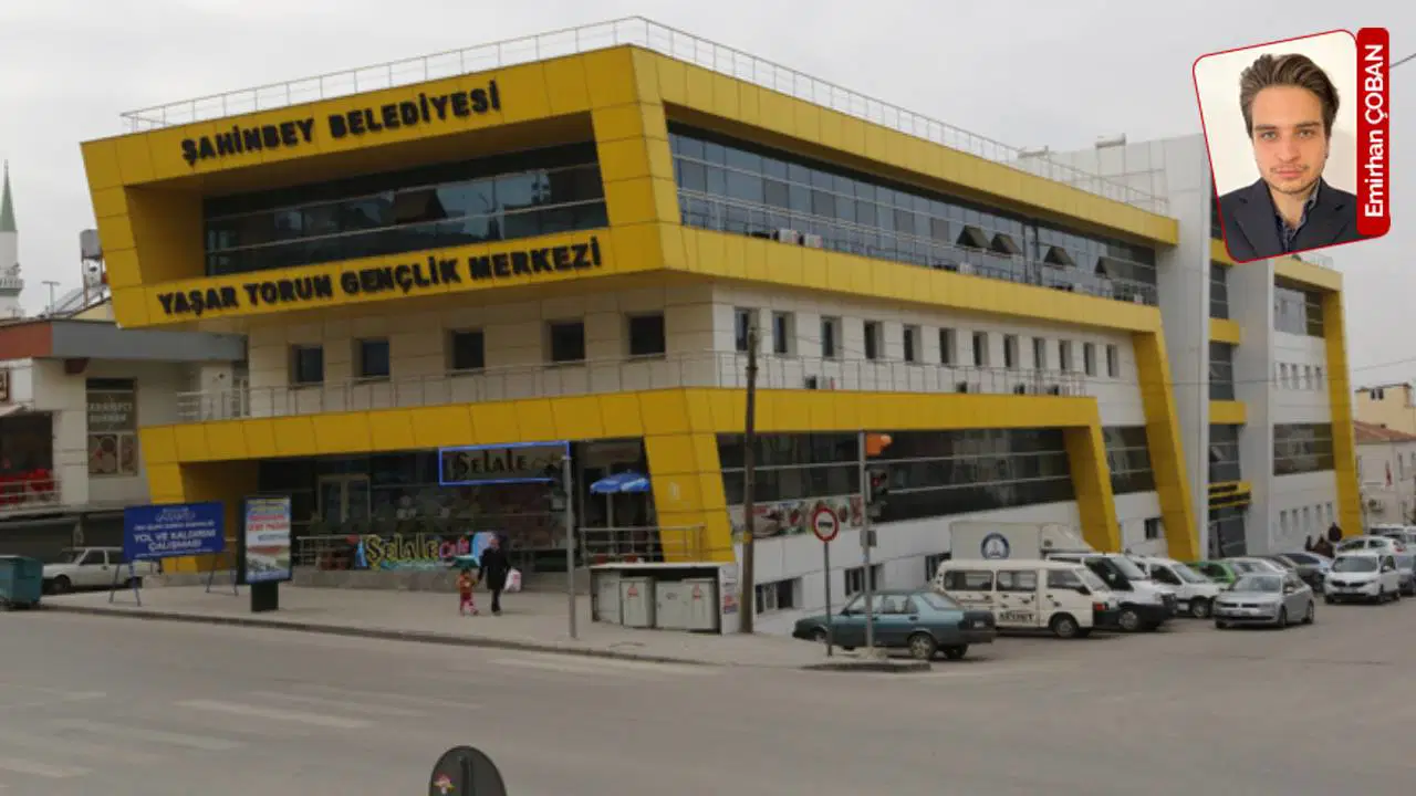 AKP'li belediye, parayı ‘İslami stand-up' gösterisine akıttı, CHP'den tepki geldi