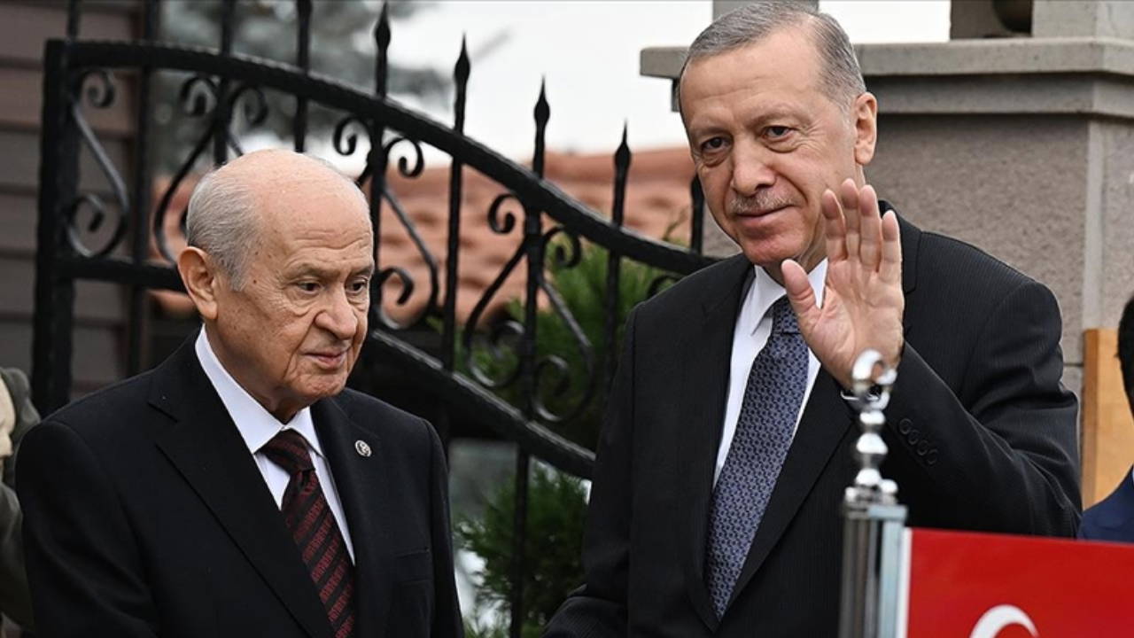 AKP'li yetkililer Bahçeli'nin önerilerini değerlendirdi