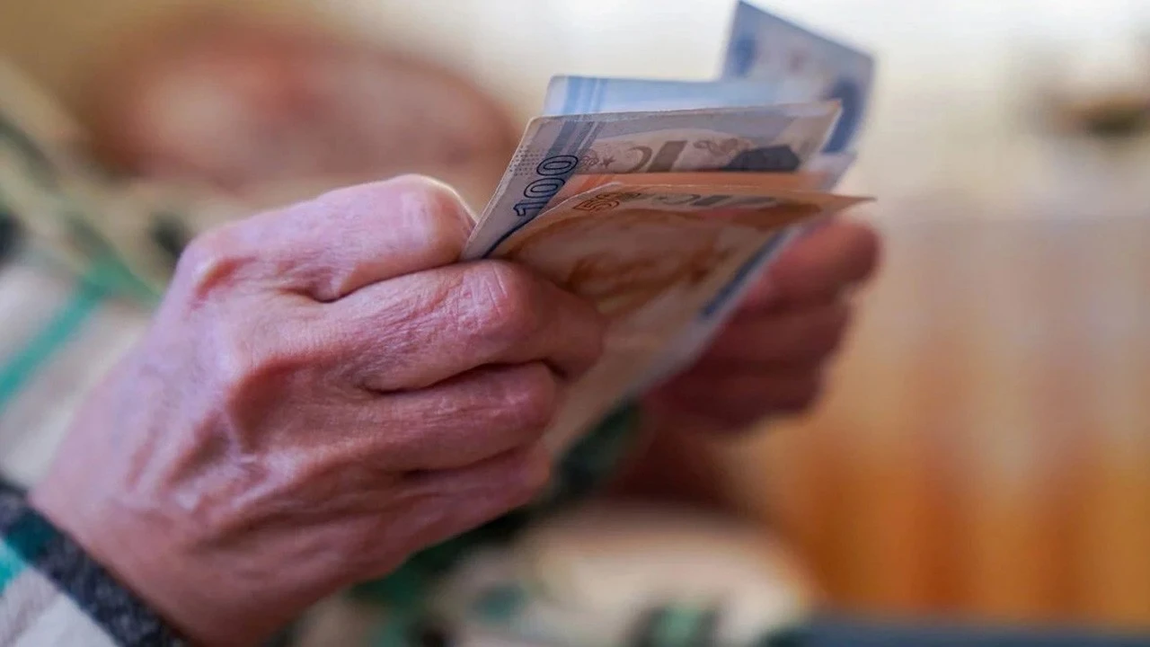 Bağkur ve memur emeklisi için yeniden hesaplandı