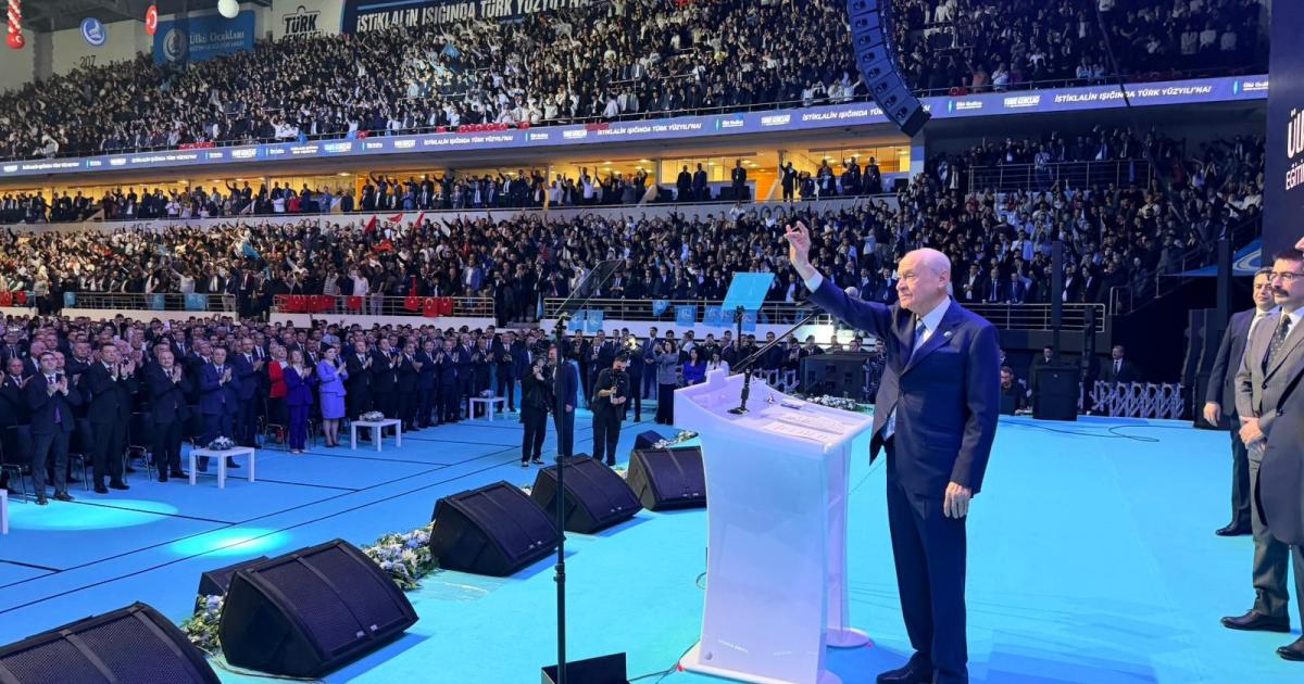 Bahçeli'den gençlere Terörsüz Türkiye çağrısı