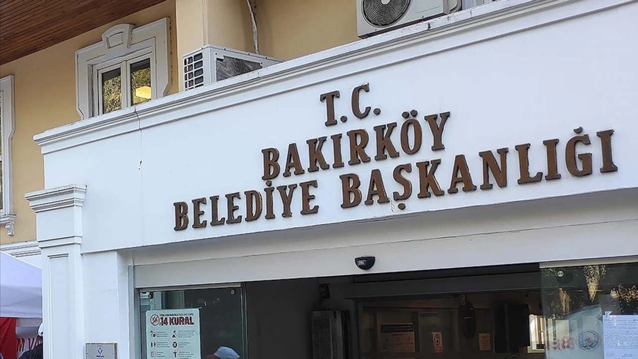 Bakırköy Belediyesindeki işten çıkarmalar protesto edildi