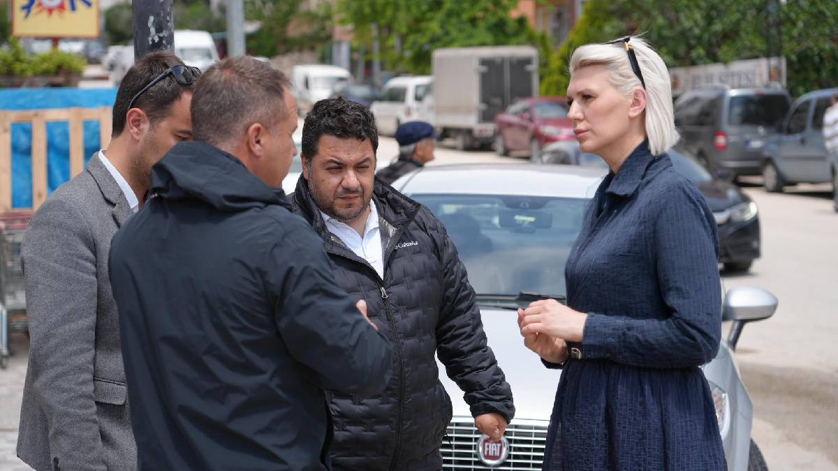 Başkan Subaşı sahada temizlik çalışmalarını kontrol etti