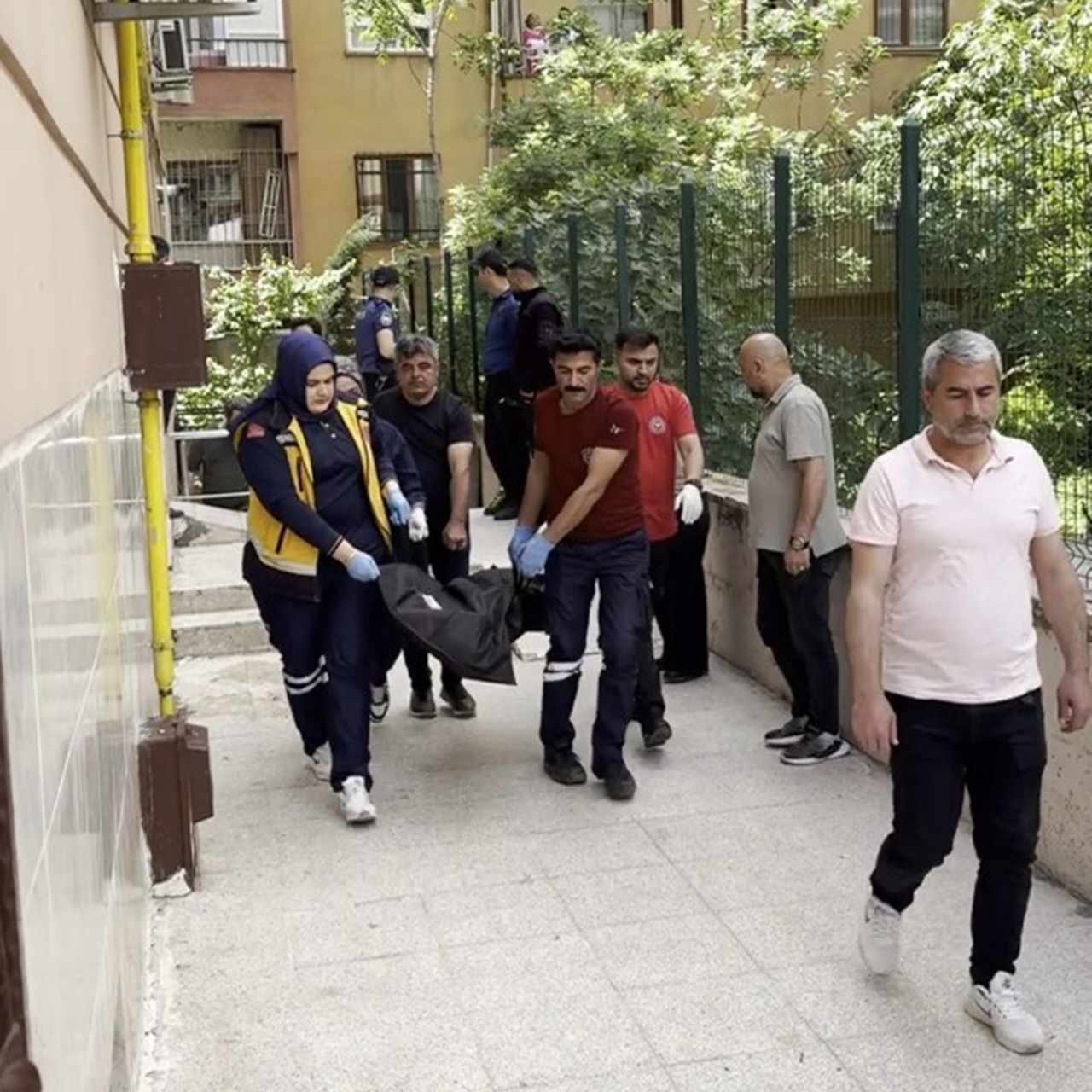 Bayram temizliği ölüm getirdi!: Sağlık ekibinin kontrolünde Uğurel'in yaşamını yitirdiği belirlendi