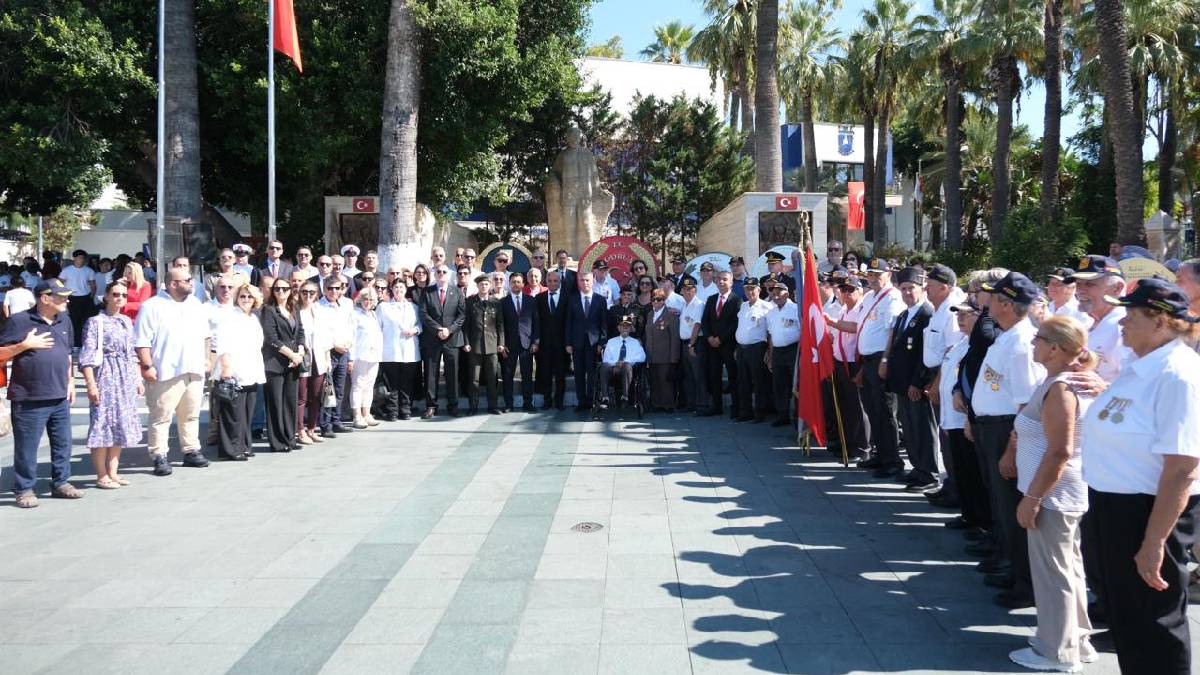 Bodrum'da 19 Eylül Gaziler Günü dolayısıyla gaziler