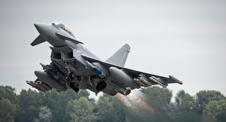 Britanya, Hürmüz Boğazı'na ek savaş uçağı ve dron gönderecek