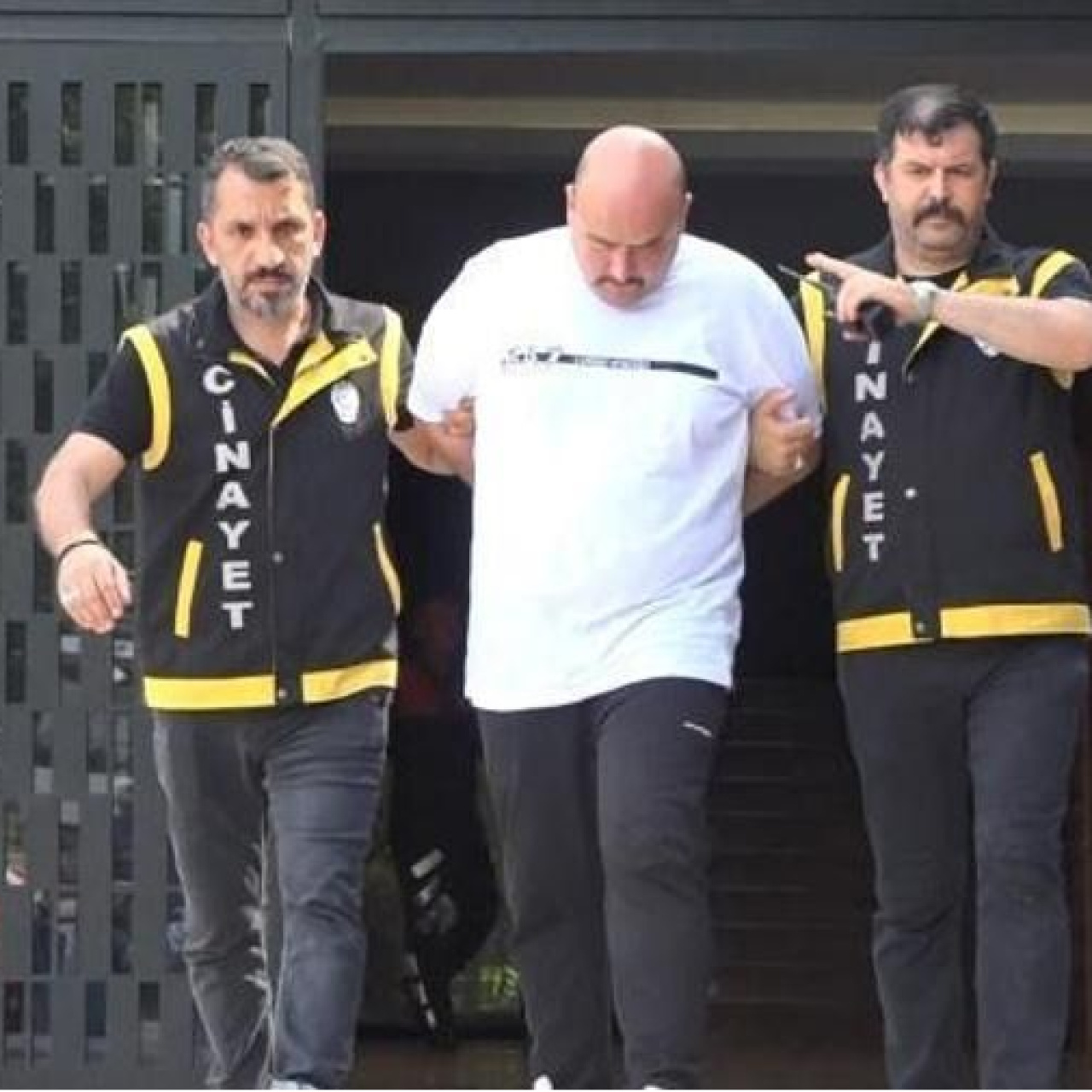 Bursa'da otomobilde patronunun boğazını kesmişti