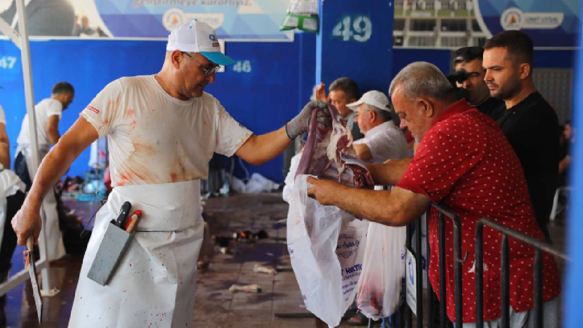 Büyükşehir Belediyesi Kurban Bayramı'na tüm birimleriyle hazır