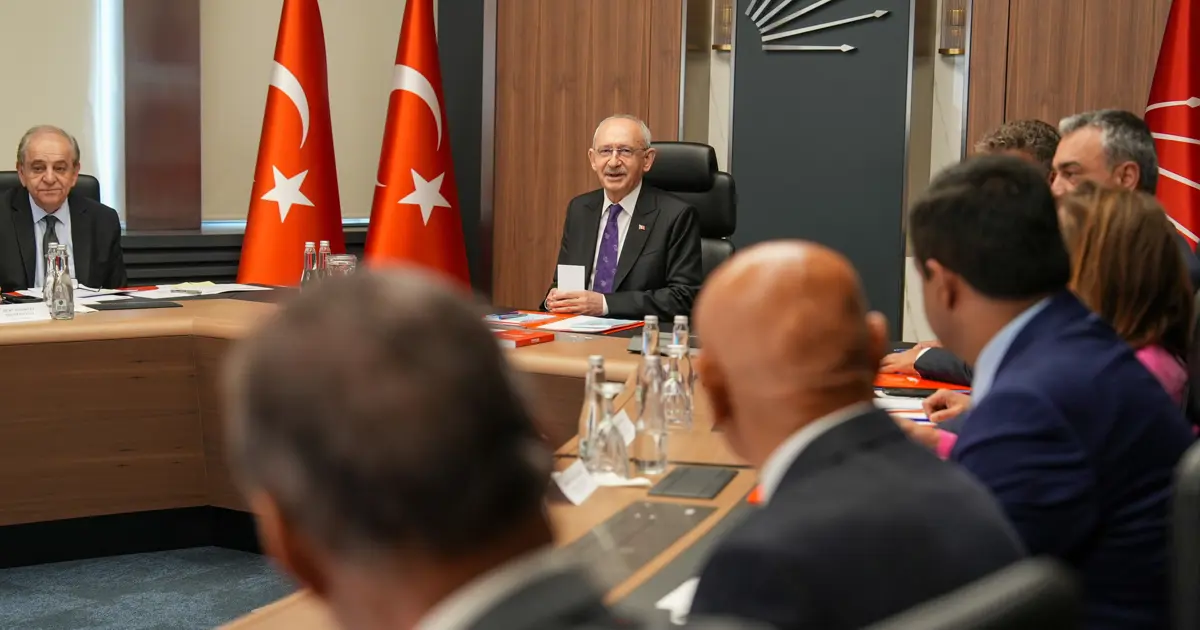 CHP'de Antalya ve Kayseri İl Başkanları görevden alındı