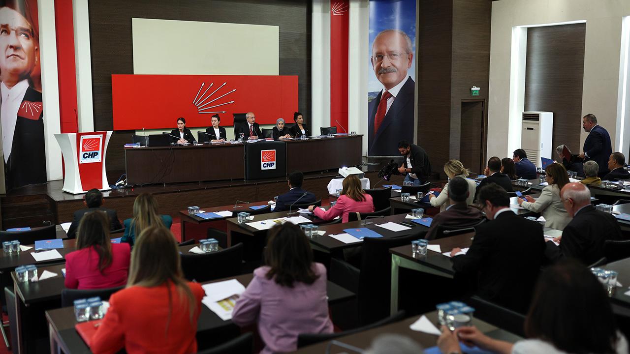 CHP'de kimler Kılıçdaroğlu'na destek veriyor? Parti Meclisi'nde dengeler nasıl oluştu?