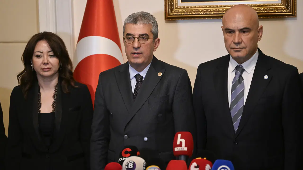 CHP'den İYİ Parti'ye 'ara seçim' ziyareti