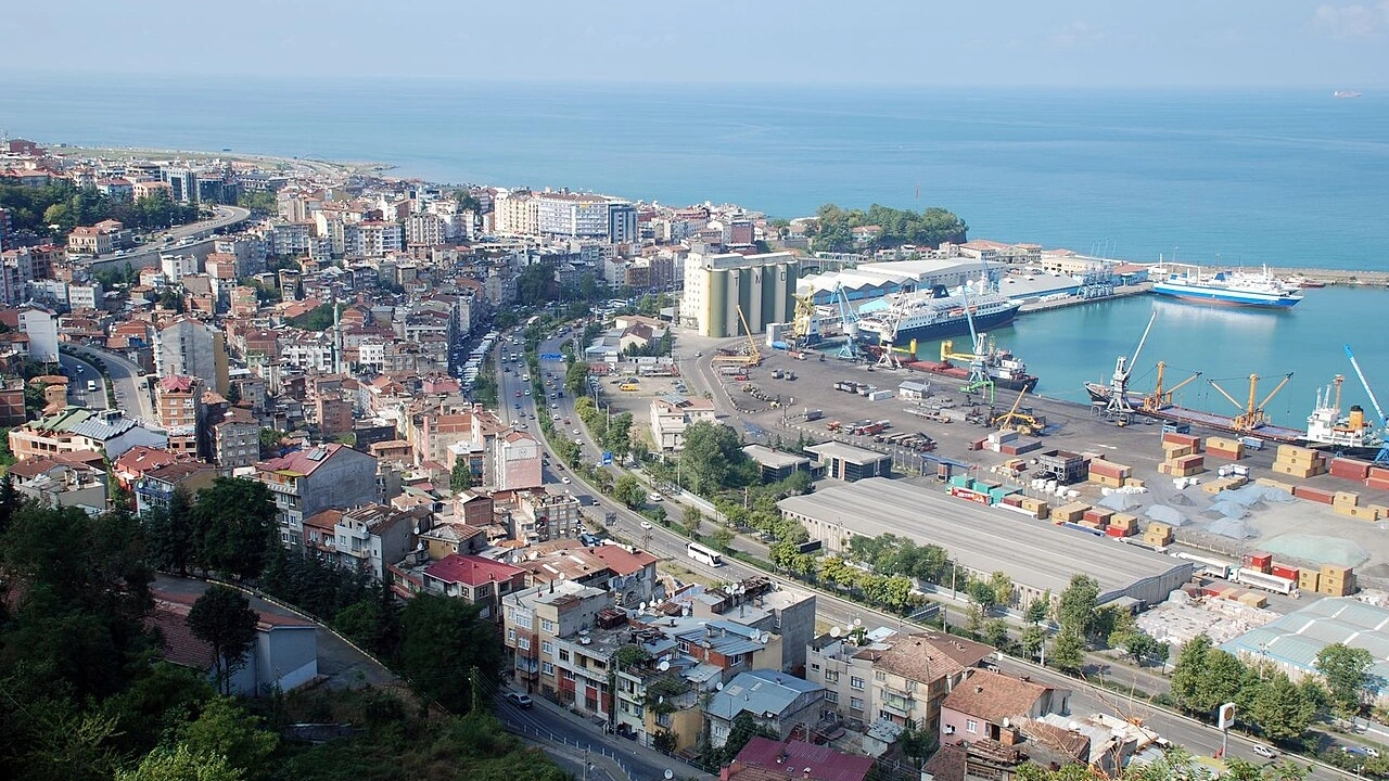 CHP Trabzon Milletvekili Sibel Suiçmez, AKP'yi Meclis Genel Kurulu'nda eleştirdi