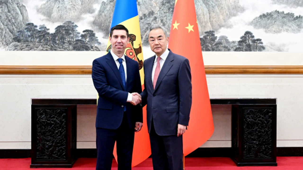 Çin ve Moldova'dan ilişkileri derinleştirme mesajı