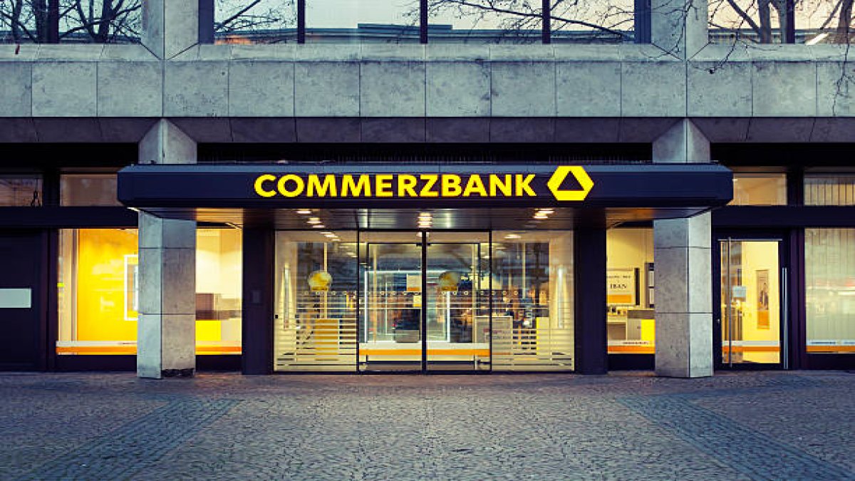 Commerzbank'tan Türkiye raporu: Dolar yıl sonu 55 TL olacak