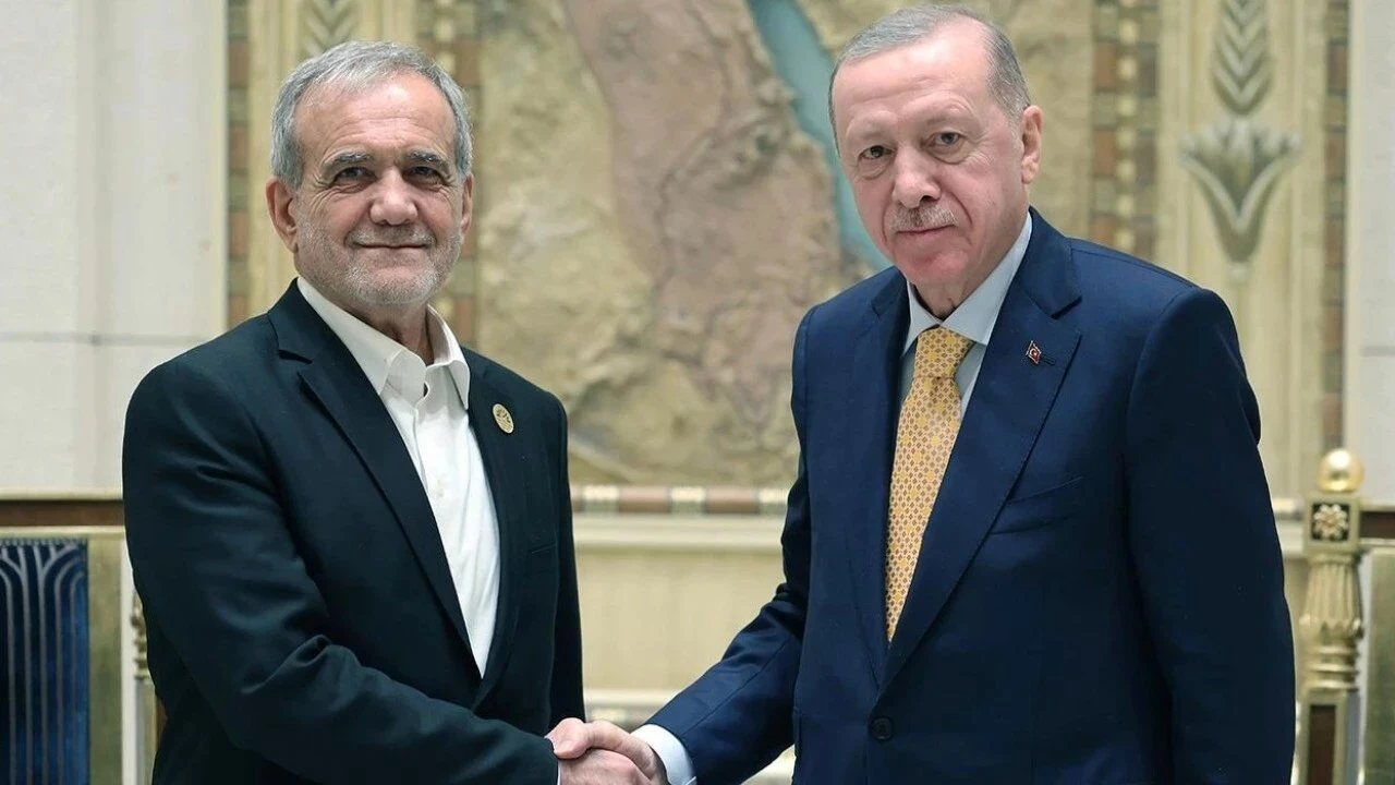 Cumhurbaşkanı Erdoğan ve Pezeşkiyan görüştü
