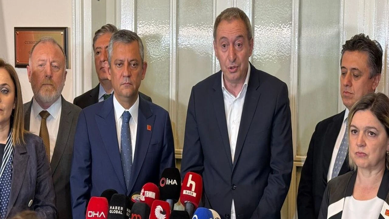 DEM Parti'den Özgür Özel'e ziyaret
