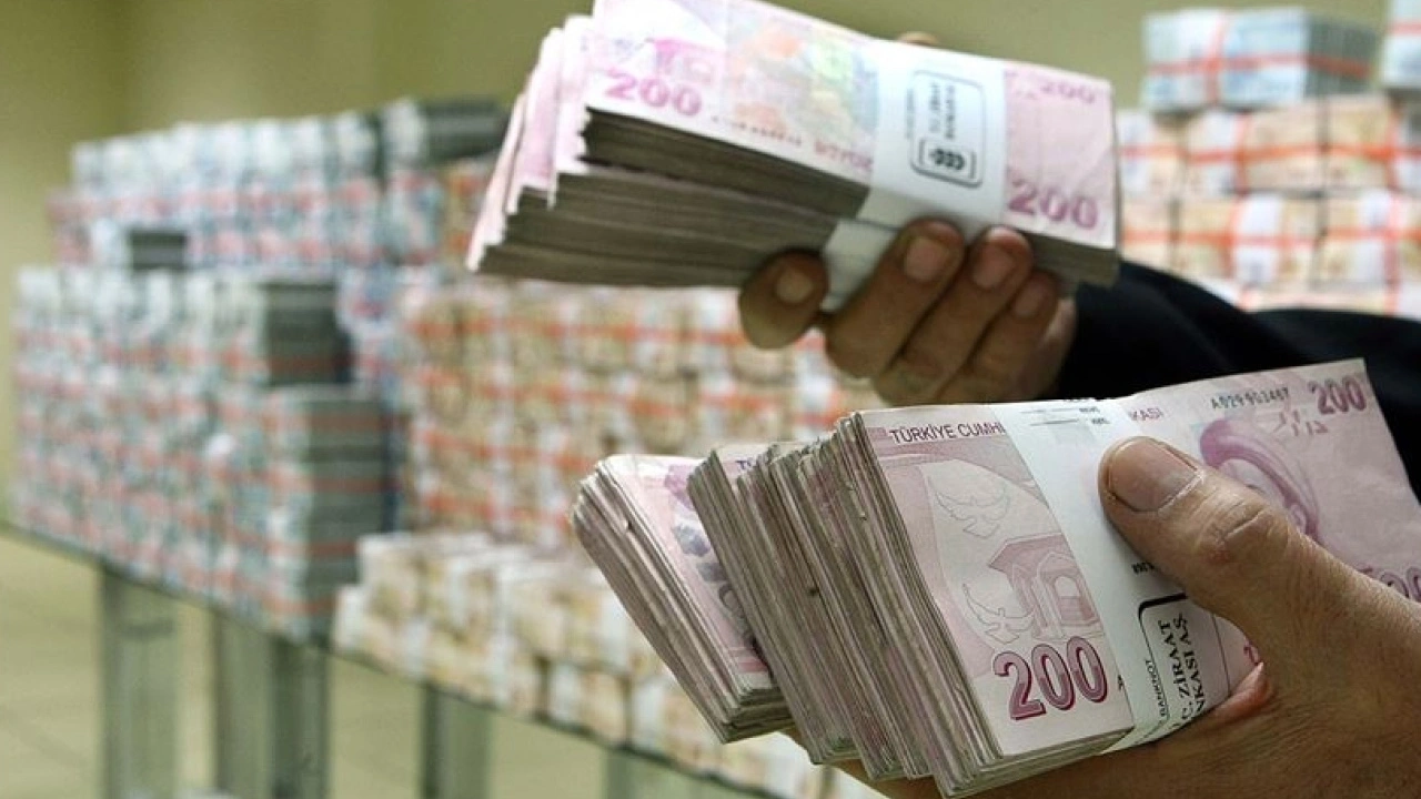Deprem ve sosyal yardım paraları faize gitti