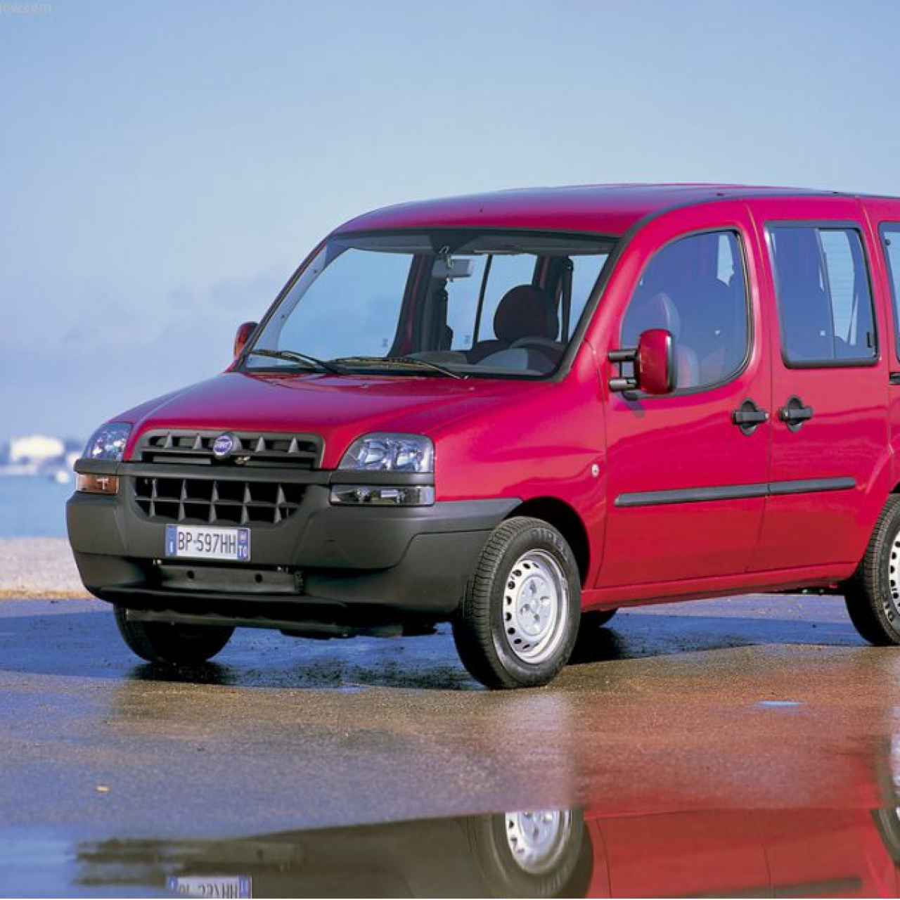 Fiat Doblo yuvasına dönüyor! Yeniden Bursa'da üretilecek
