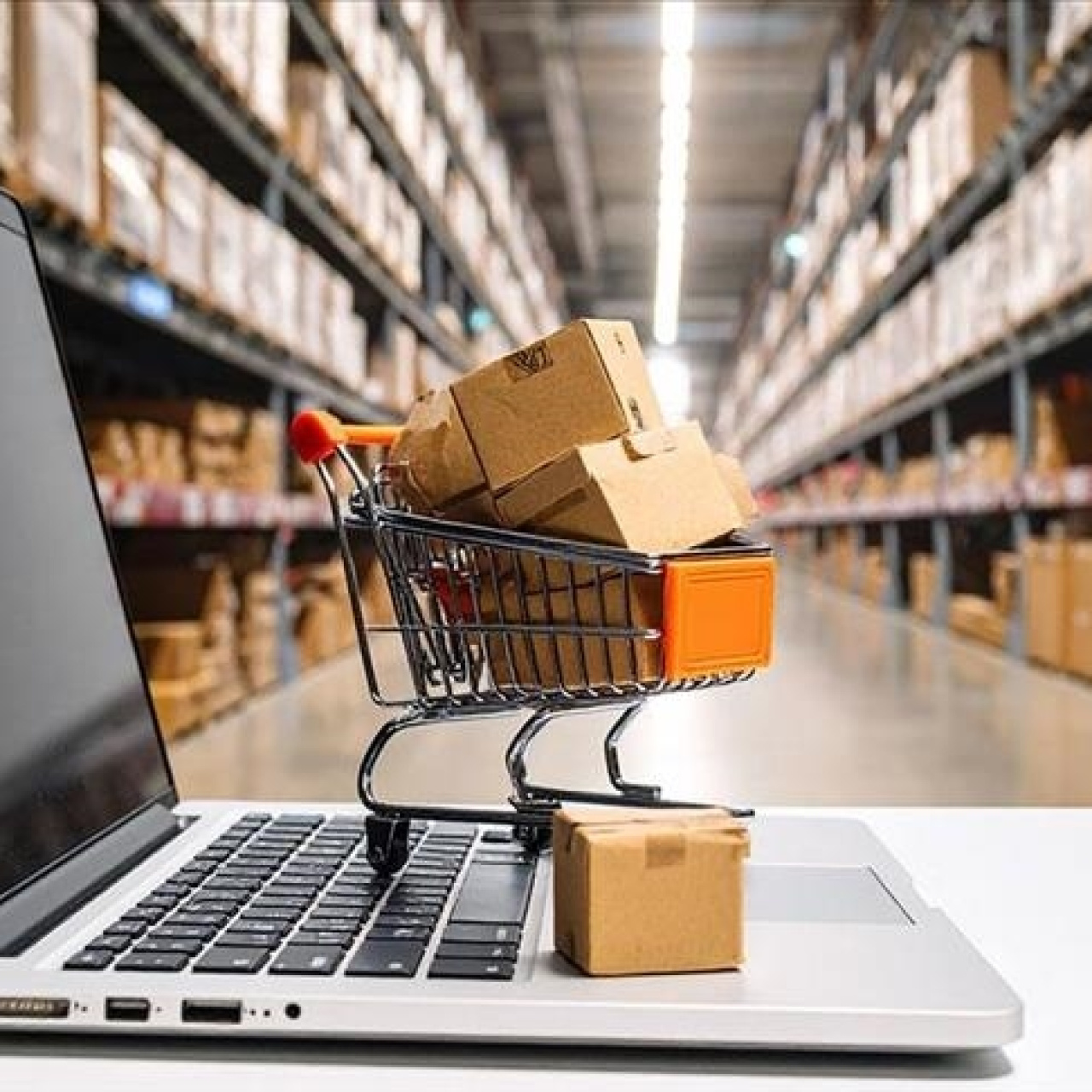 E-ticaret hacmi 4 yılda 12'ye katlandı
