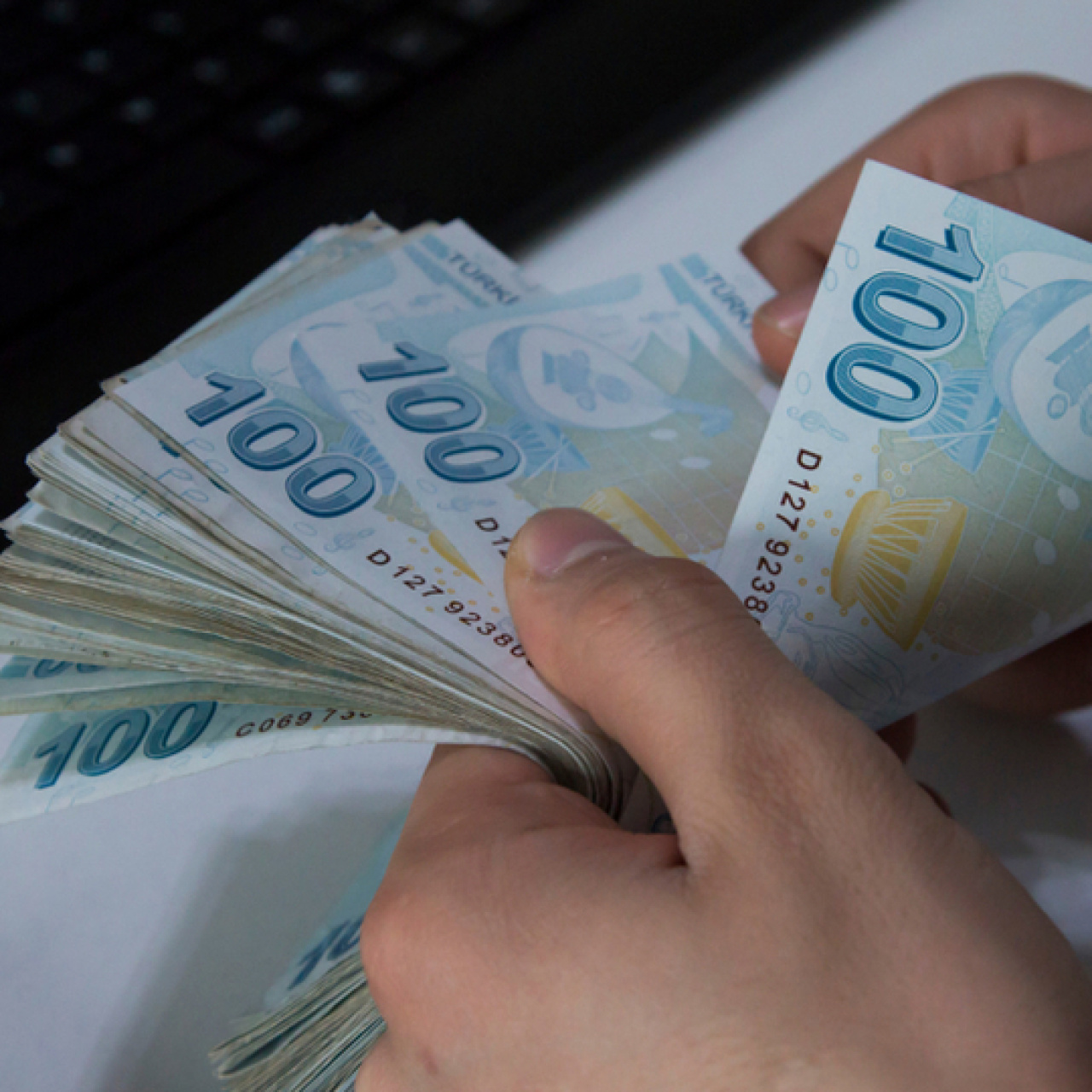 Emekli aylığı düşük olanlar, aylıklarını artırmanın yollarını arıyorlar