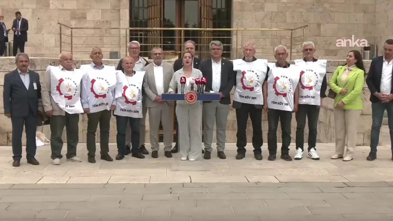 EMEP milletvekilleri Karaca ve Bayhan, üreticilerin hazırladığı kanun teklifi taslağını Meclis'e taşıdı