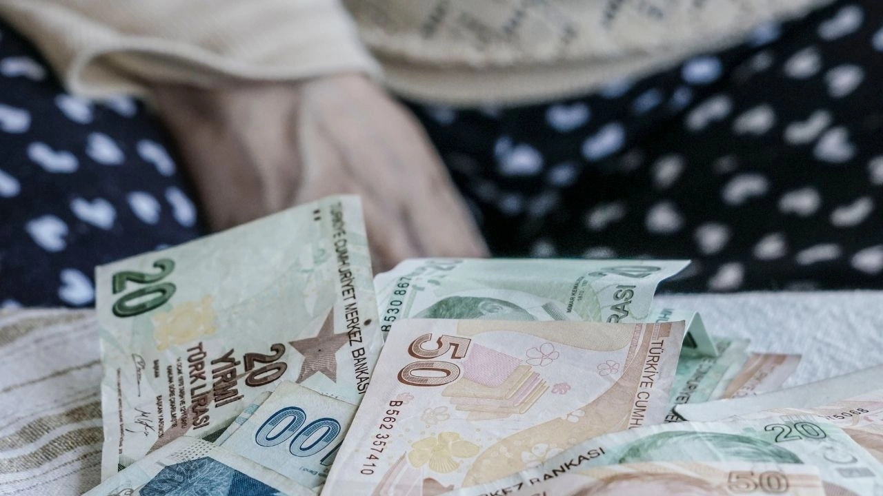 Enflasyon tahmini geldi, emekli zammında senaryolar ortaya çıktı