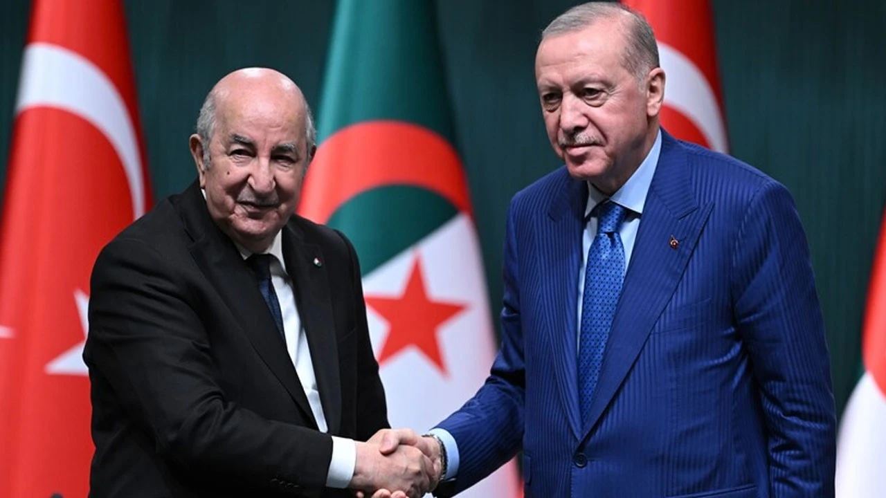 Erdoğan, Cezayir Cumhurbaşkanı Tebbun ile telefonda görüştü
