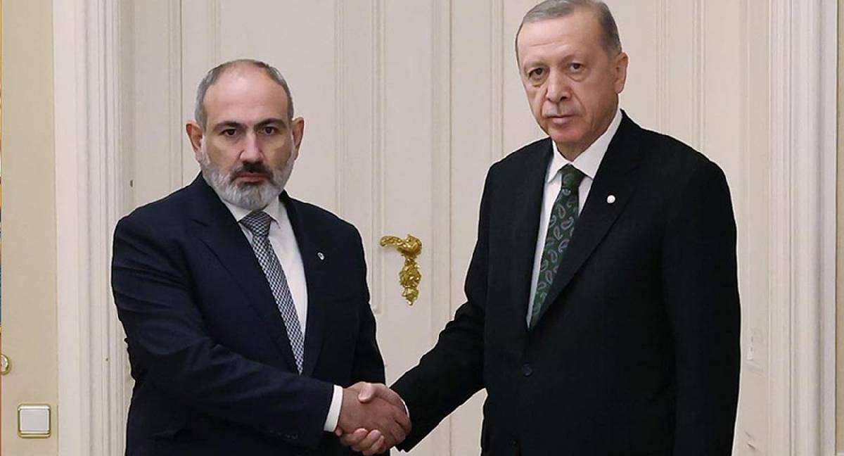 Erdoğan ile Paşinyan görüştü