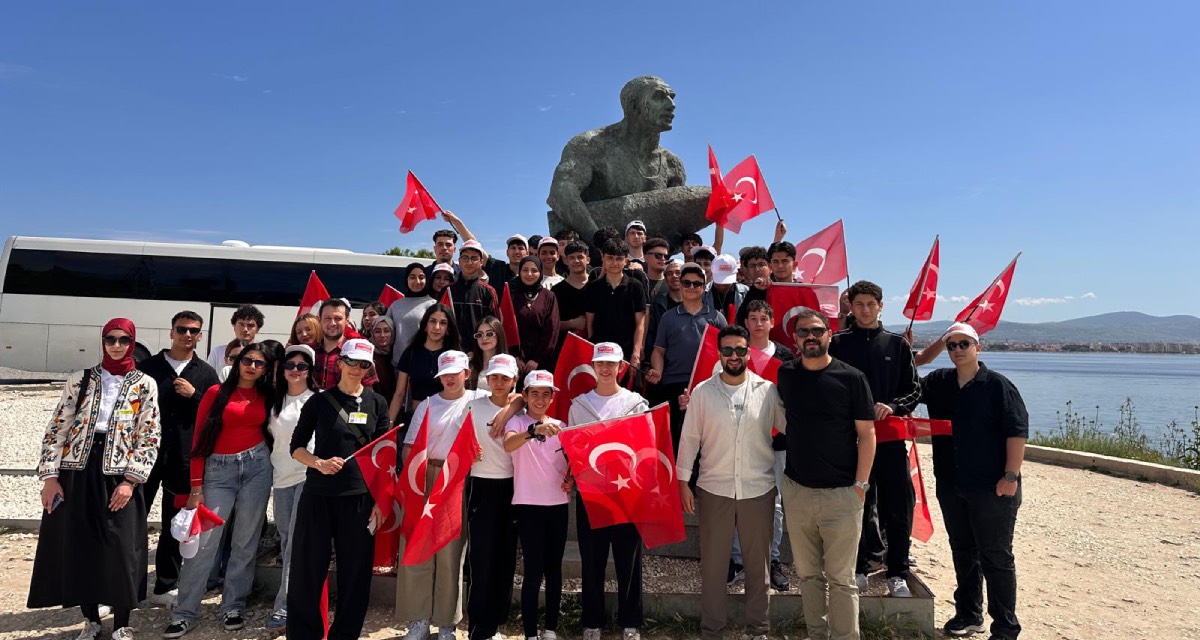 Esenyurtlu gençler 19 Mayıs'ta Çanakkale'yi ziyaret etti