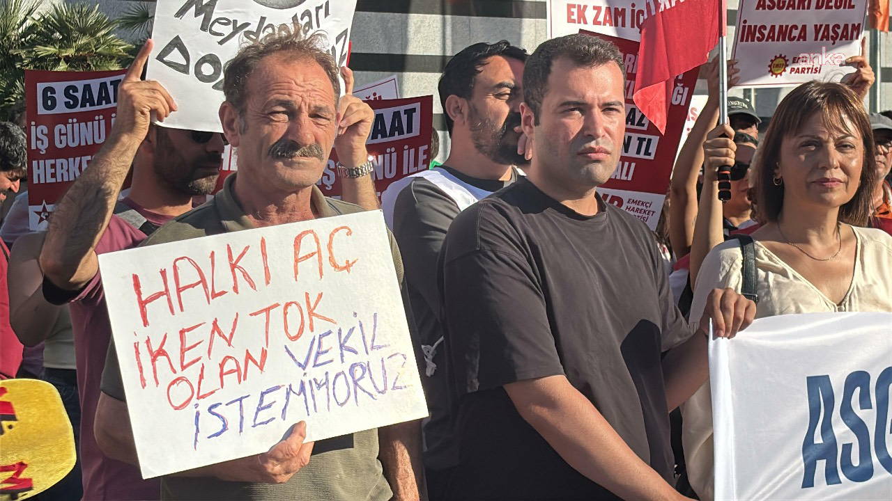 Eylemde asgari ücret ile en düşük emekli aylığının en az 71 bin lira olması gerektiği belirtildi
