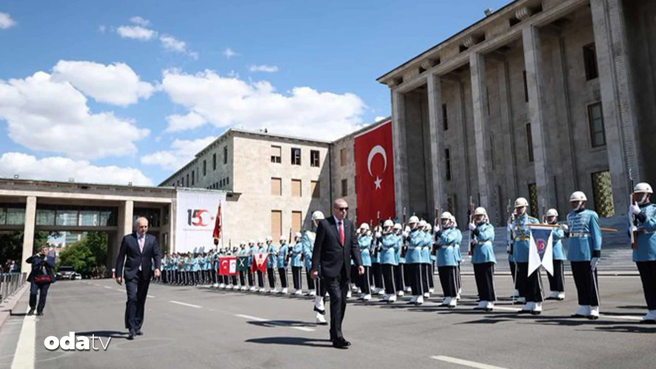 FETÖ'nün 15 Temmuz darbe girişiminde bombaların hedefi olan TBMM törenlere ev sahipliği yaptı