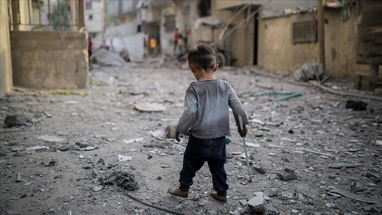Gazze'de can kaybı 72 bin 742'ye yükseldi