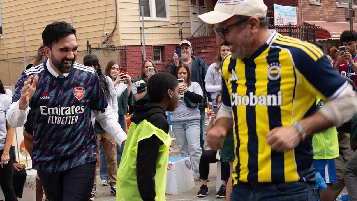 Hamdi Ulukaya'dan New York Belediye Başkanı Mamdani ile futbol paylaşımı