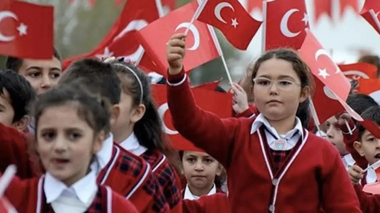 Her yıl 29 Ekim'de büyük bir coşkuyla kutlanıyor