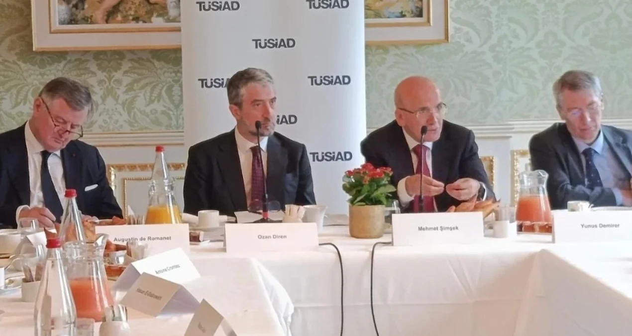 Hükümet TÜSİAD'la barıştı! Şimşek, yeni başkanla Paris'te