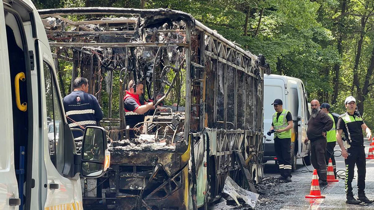 İETT, motoru yanan otobüs için detaylı soruşturma başlattı