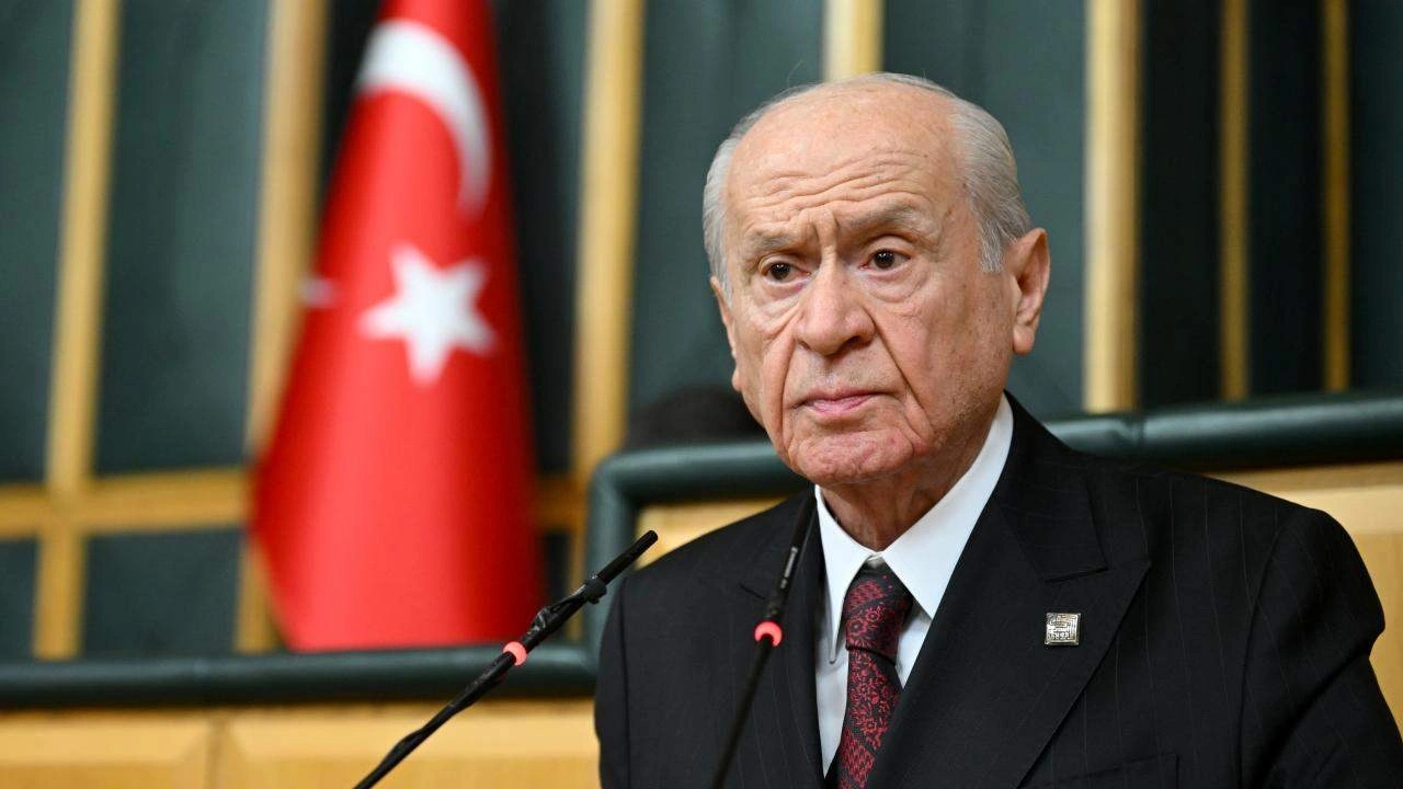 İmralı Süreci için TBMM'ye gelecek olan yasa teklifine MHP Genel Başkanı Devlet Bahçeli imza verdi