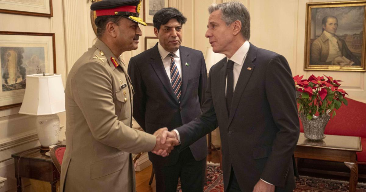 İran savaşı Pakistan'ı yeniden ABD'ye bağlıyor!