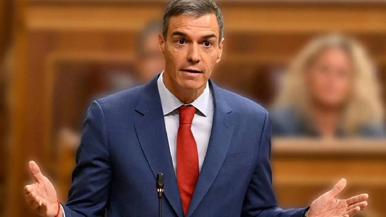 İspanya Lideri Sanchez'in partisinin genel merkezine polis baskını!