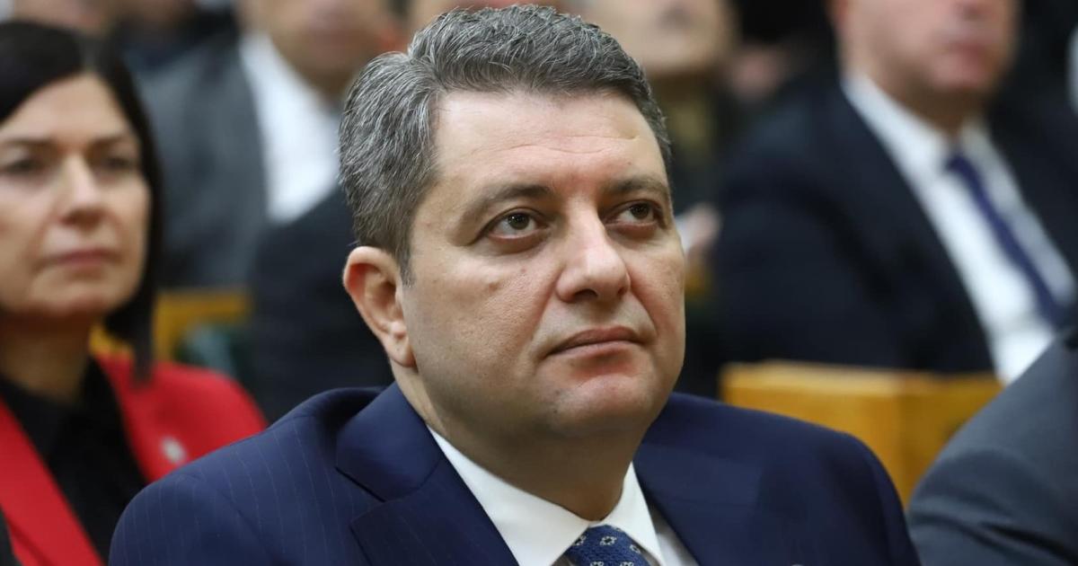 İstanbul Milletvekili Ersin Beyaz, İYİ Parti'den istifa etti
