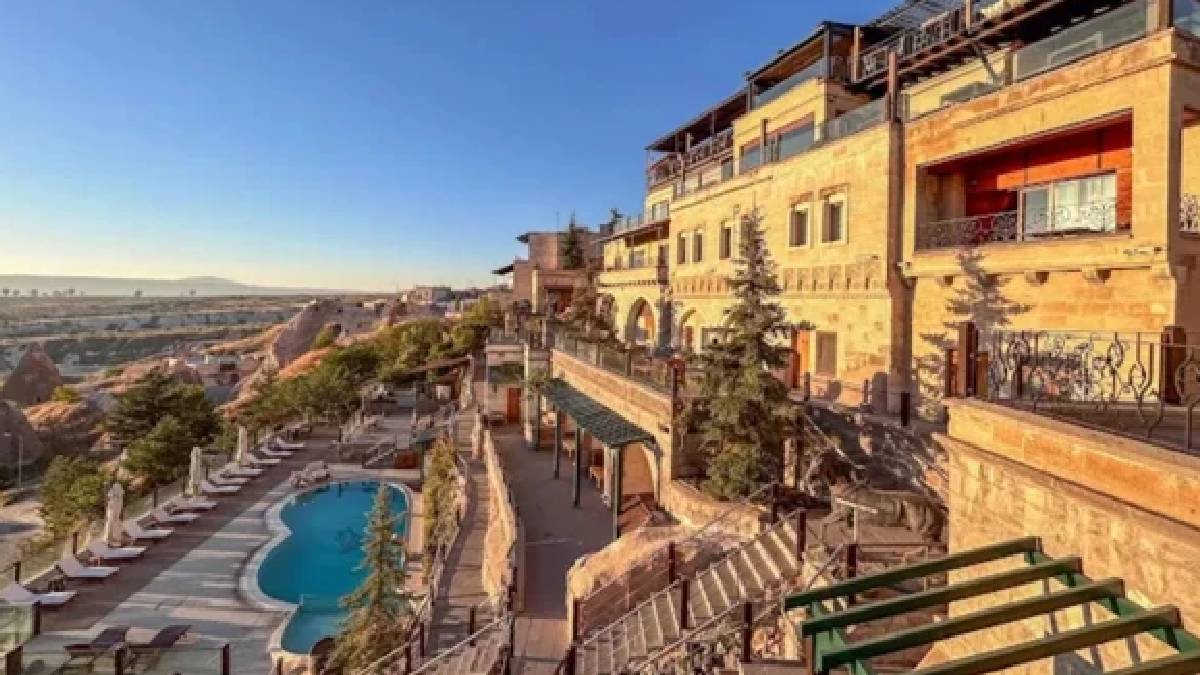 Kapadokya'nın turizm merkezlerinden Uçhisar'daki CCR Cappadocia Cave Resort & SPA ile bağlantılı 8
