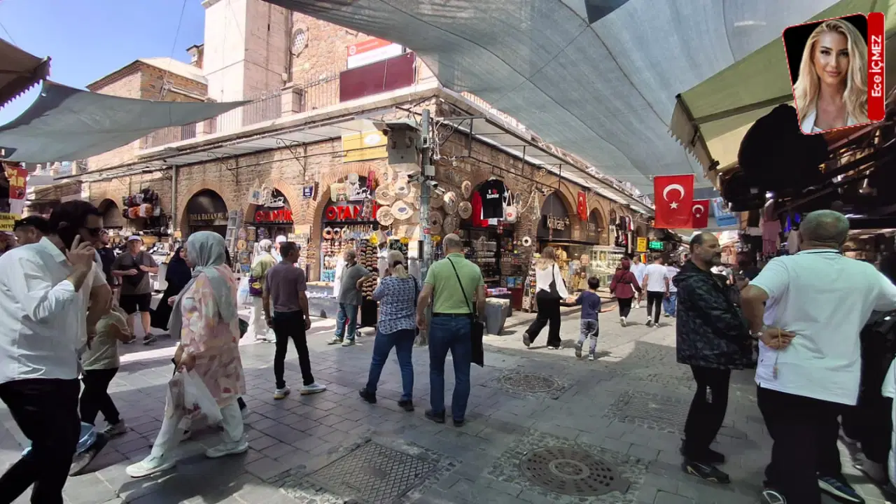 Kemeraltı Çarşısı'nda kriz derinleşiyor, esnaf birer birer kepenk kapatıyor