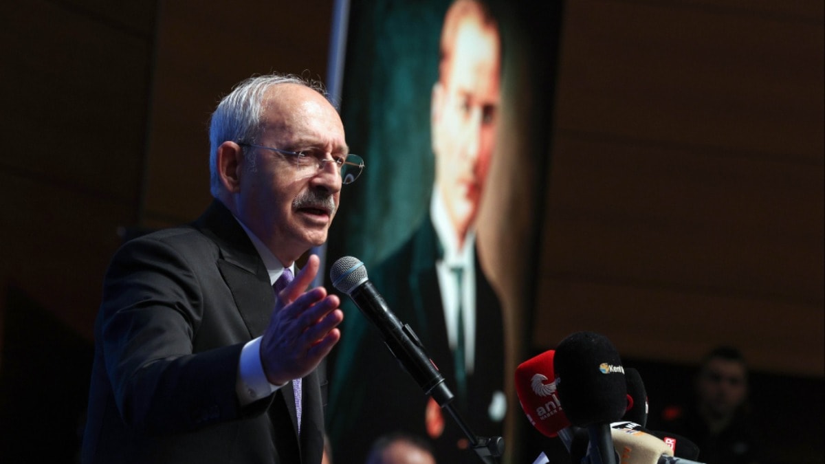 Kılıçdaroğlu, 'Hain Kemal' sloganlarına sinirlendi, kendisini Atatürk'e benzetti