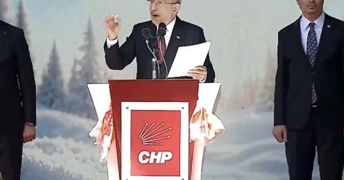 Genel Merkez bahçesinde bayramlaşmaya gelen partililere hitap eden Kılıçdaroğlu, şunları dile getirdi